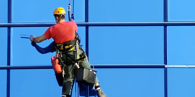 Cam Cephe Temizliği